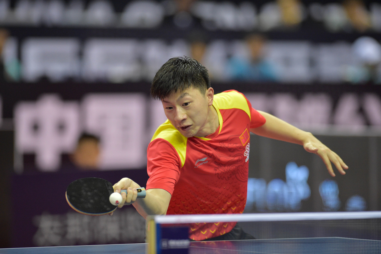 低位防守并 低位防守并