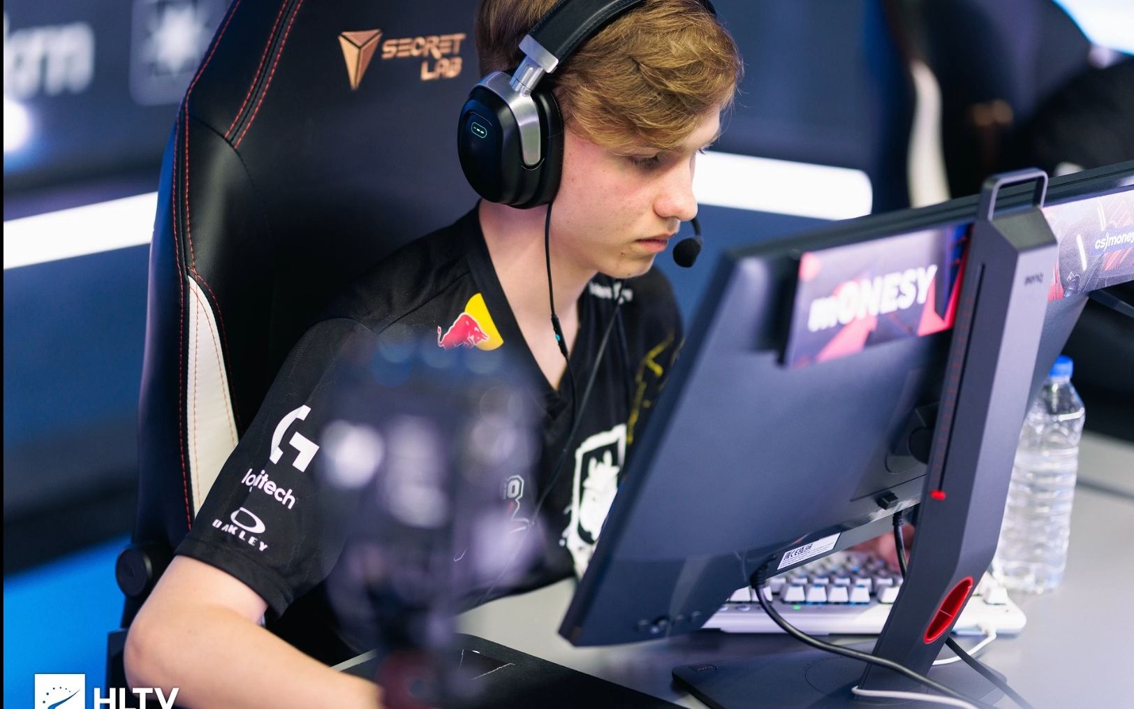 森纳不仅打 森纳不仅打